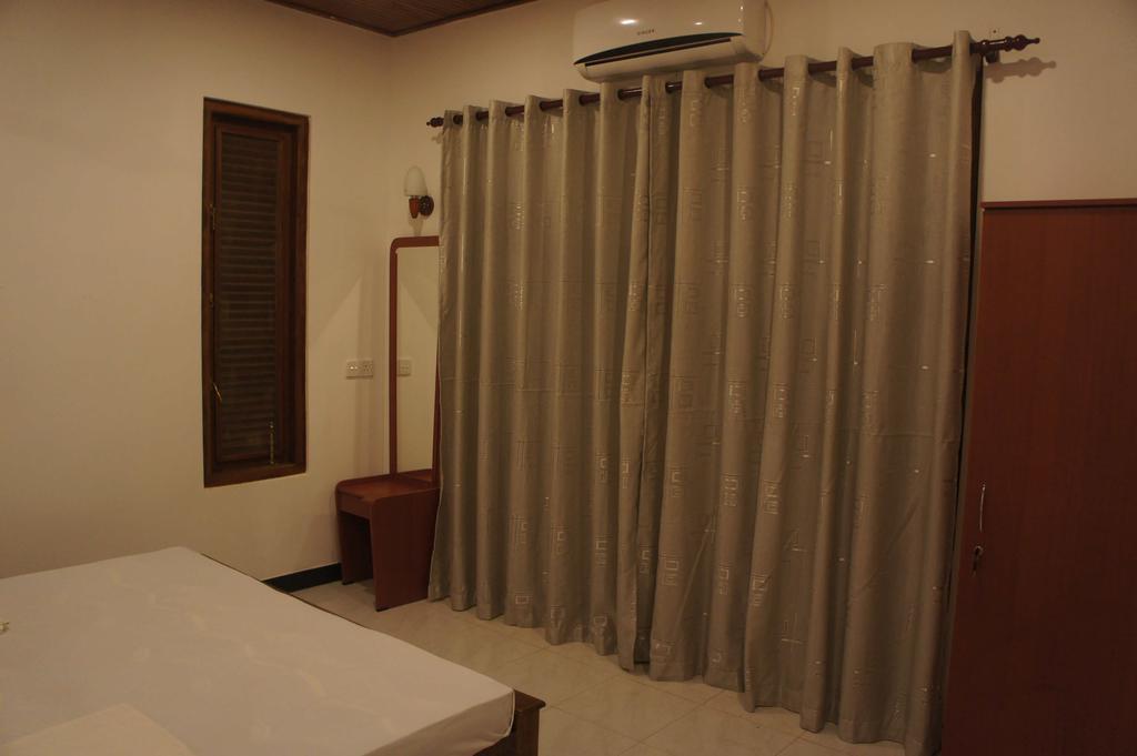 Sam'S Guest House Unawatuna Kamer foto