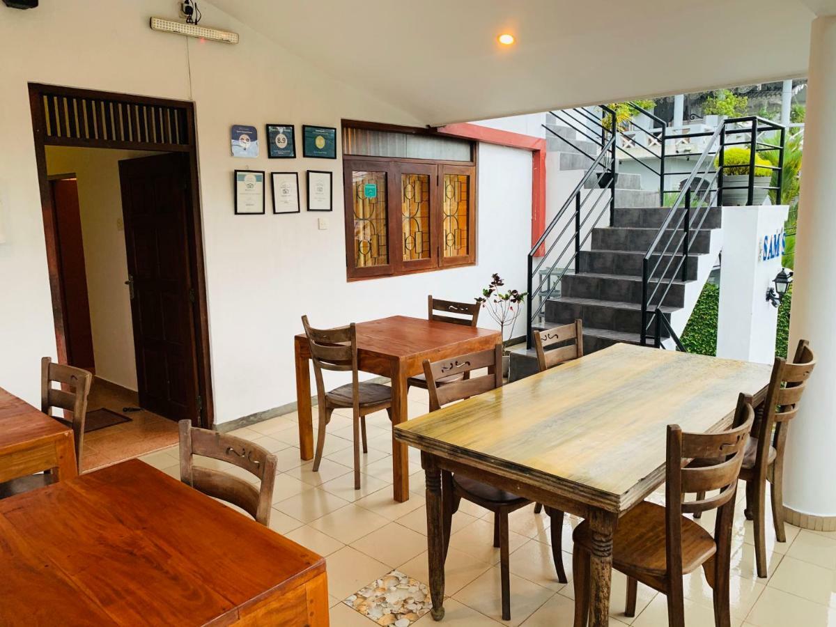 Sam'S Guest House Unawatuna Buitenkant foto